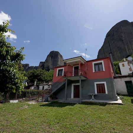 Апартаменты Fani'S House Under Meteora Кастракион Экстерьер фото