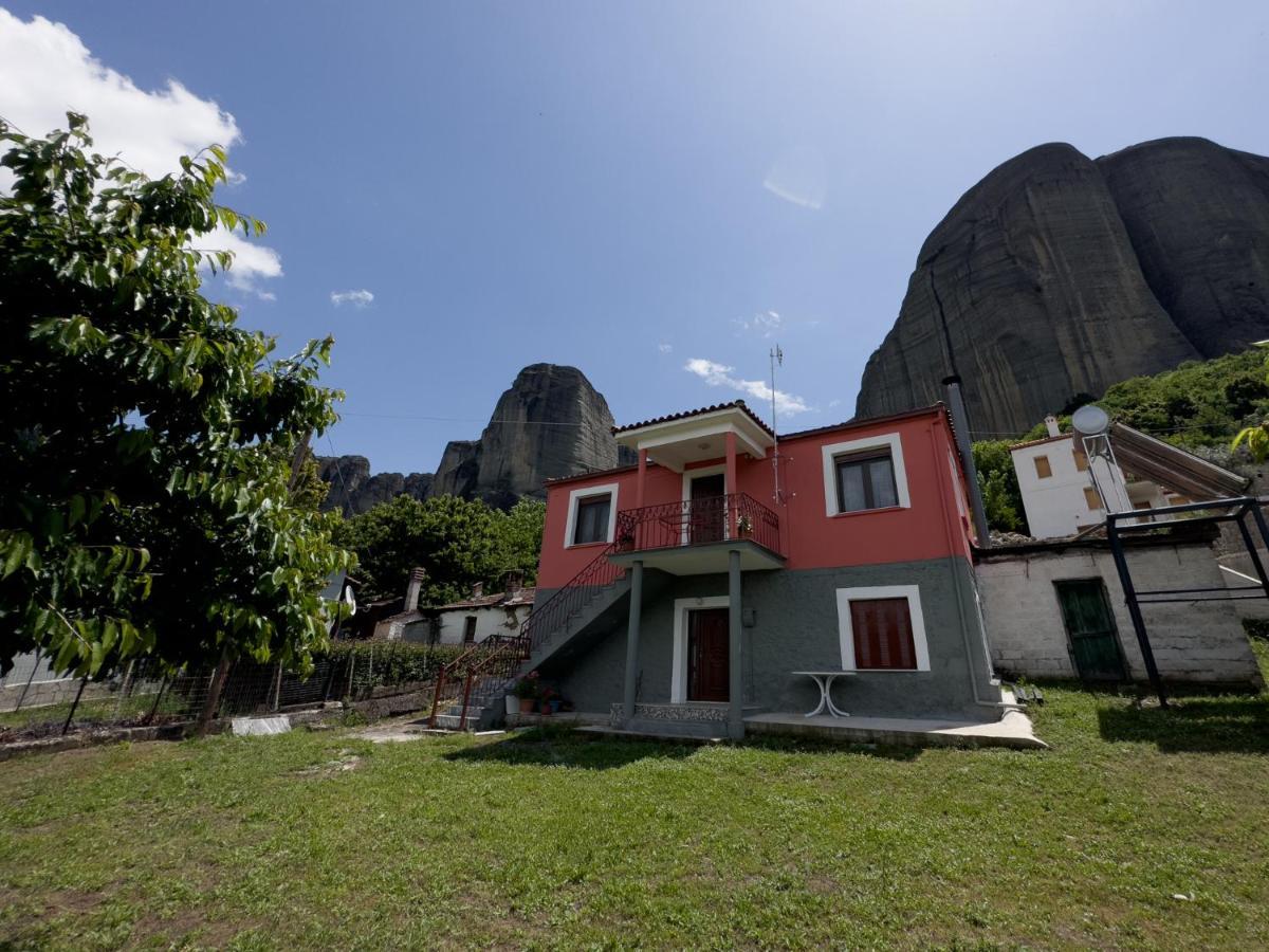 Апартаменты Fani'S House Under Meteora Кастракион Экстерьер фото